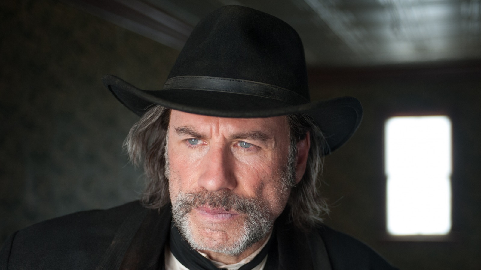 John Travolta Films Et Programmes Tv The John Travolta Western That's Dominating Netflix