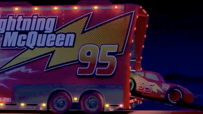 mack lightning mcqueen