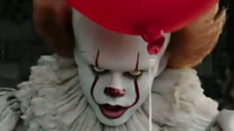 It trailer gives a horrifying glimpse of Pennywise